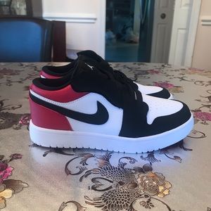 Nike Air Jordan 1 Low ALT “Black Toe”White Gym Red